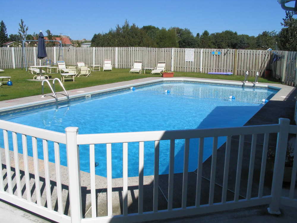 Motel Roberval, hébergement au Saguenay LacSaintJean Motel Roberval, hébergement au Saguenay LacSaintJean